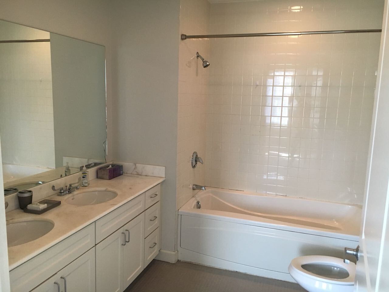 Building Photo - 163 Chestnut Hill Ave