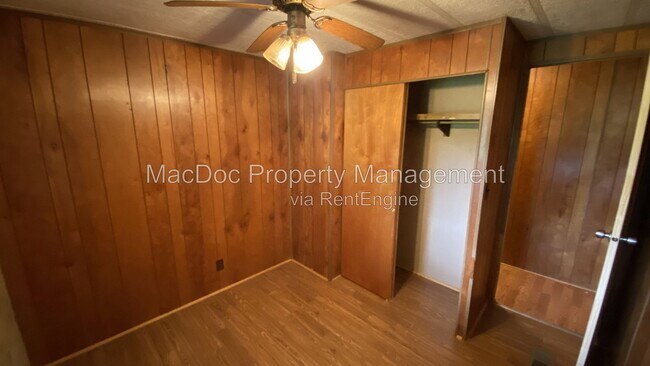 Building Photo - 2036 Mt Olive Rd