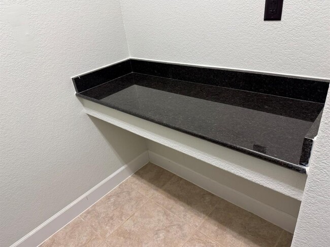 Building Photo - 13704 Camp Comfort Ln