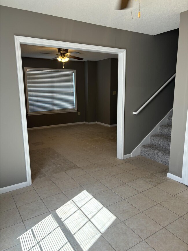 Building Photo - 1778 Almond Tree Pl