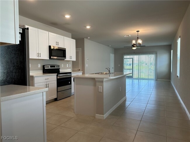 Building Photo - 8777 Swell Brooks Ct