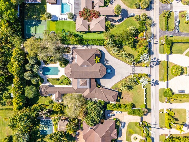 Building Photo - 10270 SW 58th St