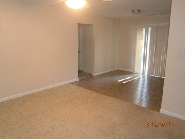 Building Photo - 414 Kenwood Dr