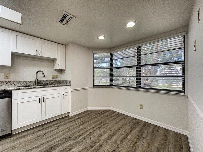 Building Photo - 4181 Glade Rd