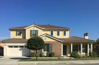 Building Photo - 1134 Las Colinas Way