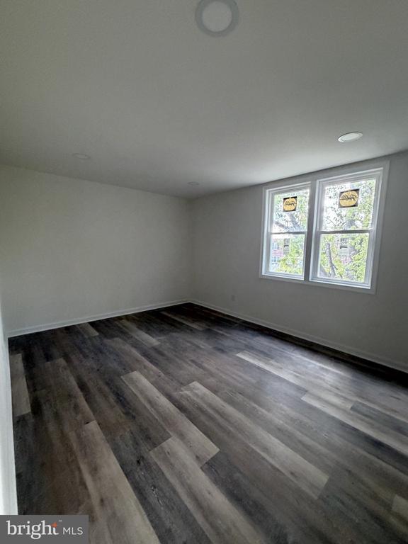 Building Photo - 1235 Elson Rd