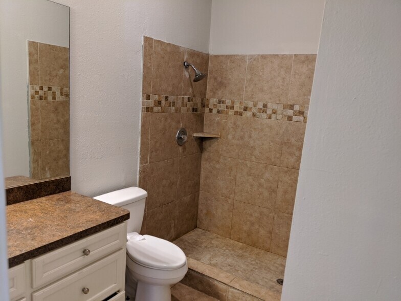 Building Photo - 7453 County Rd 98