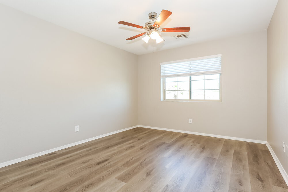 Building Photo - 10857 E Carol Ave