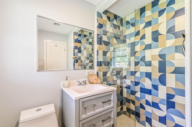 Building Photo - 10414 Woodwind Dr