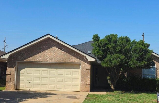 Primary Photo - 1918 75th St