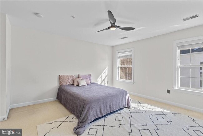 Building Photo - 2206 Green Ginger Cir