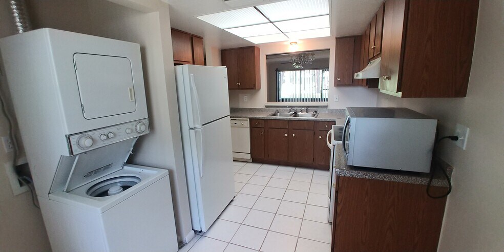 Building Photo - 2517 S 17th St