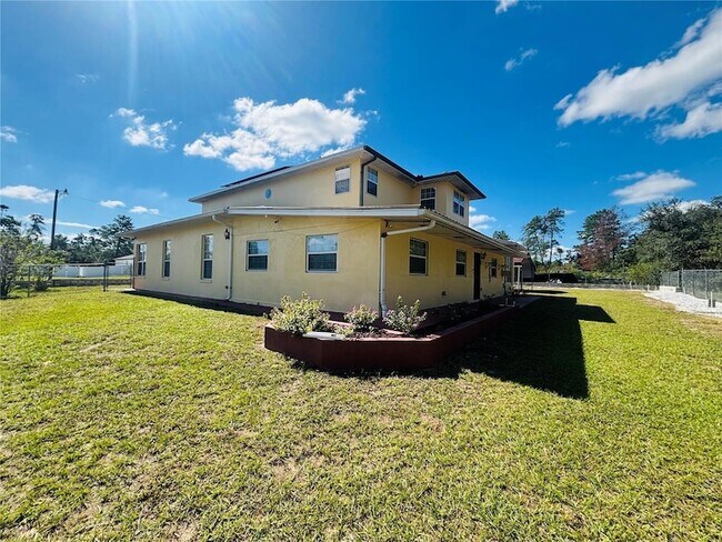 Building Photo - 536 Marion Oaks Golf Rd