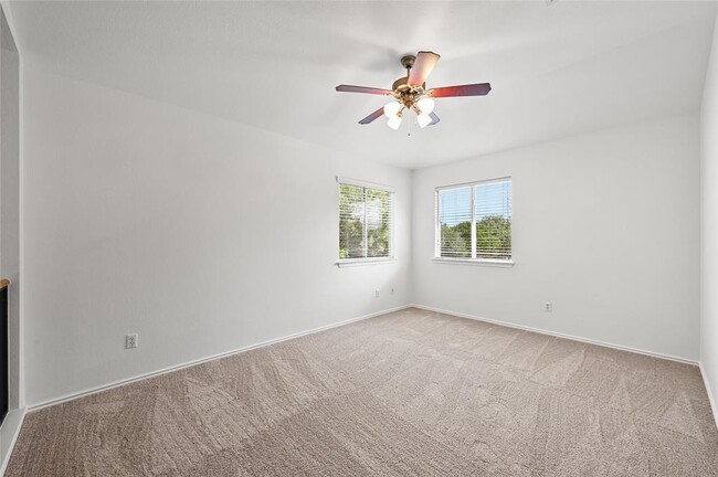 Building Photo - 1612 Yoakum St
