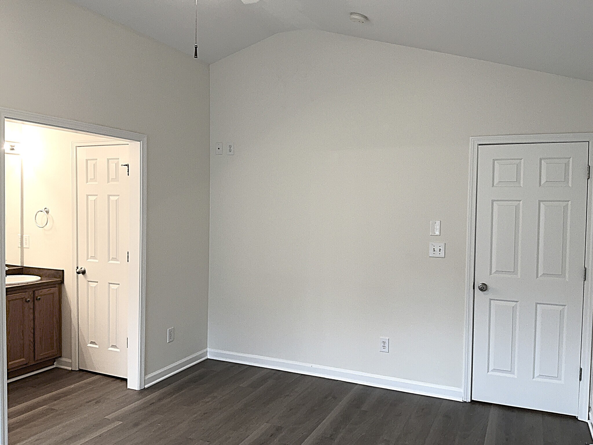 Building Photo - 612 Woodson Dr