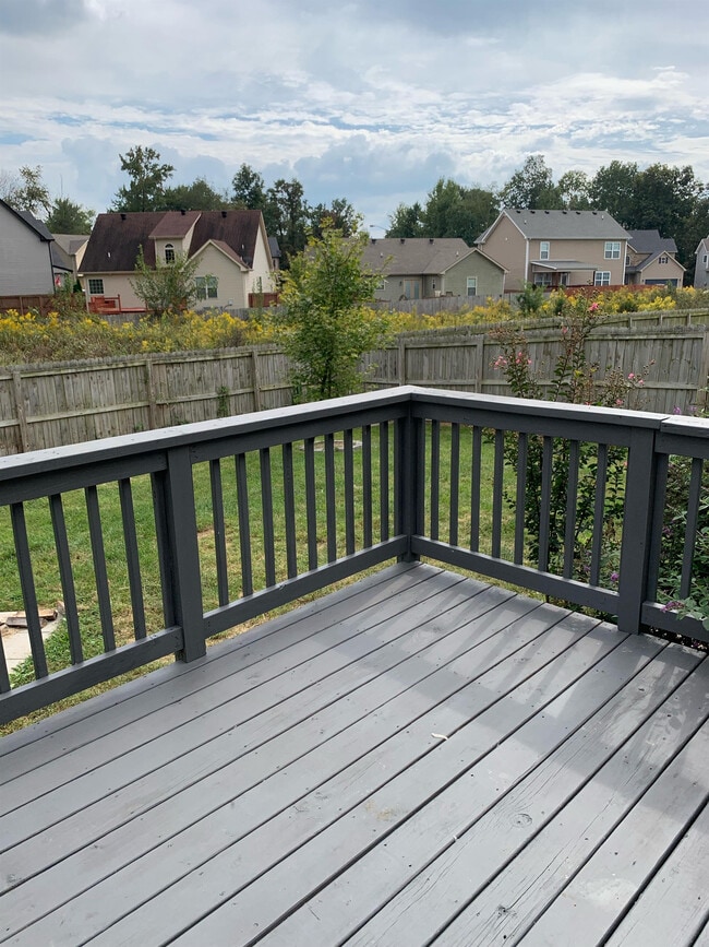 Building Photo - 678 Fox Hound Dr