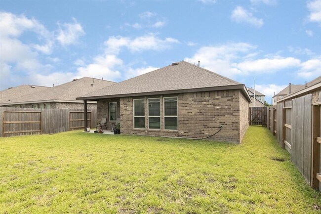 Building Photo - 5127 Blessing Dr
