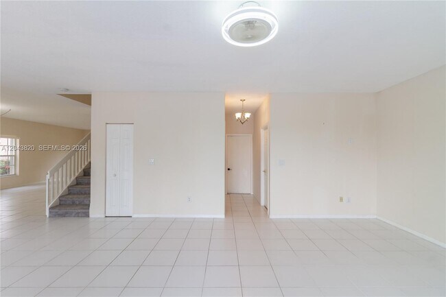 Building Photo - 1473 SW 158th Ave