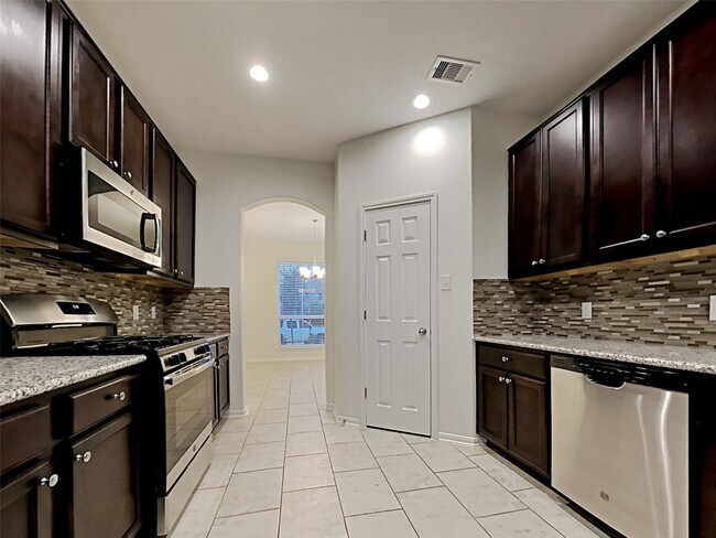 Building Photo - 16706 N Whimbrel Cir