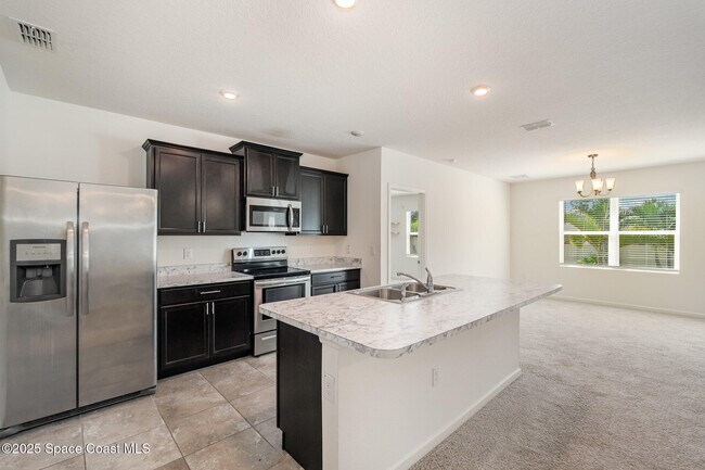 Building Photo - 899 Forest Trace Cir