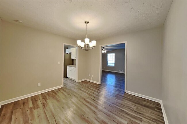 Building Photo - 4330 Treeline Way