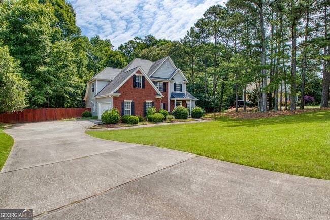 Building Photo - 255 Squire Ln