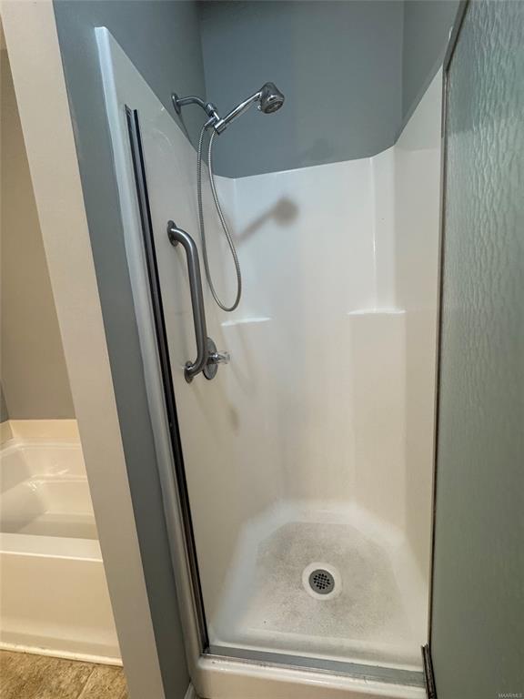 Building Photo - 61 Park Dr S