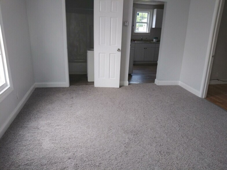 Building Photo - 1926 N 24th St