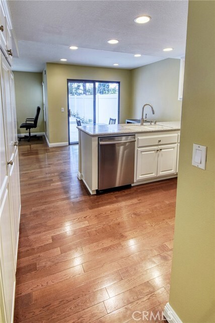 Building Photo - 24911 Laguna Vista