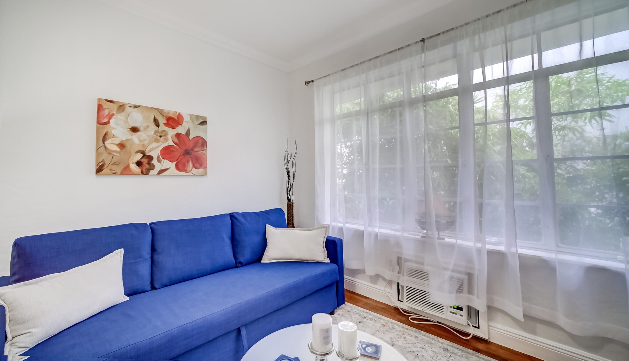 Building Photo - 825 Jefferson Ave