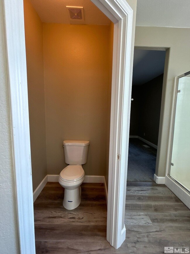 Building Photo - 600 Panama Dr