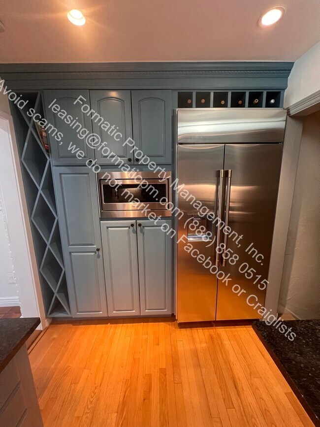 Building Photo - Free Perks, Pet-Friendly Oversized 4-Bedro...