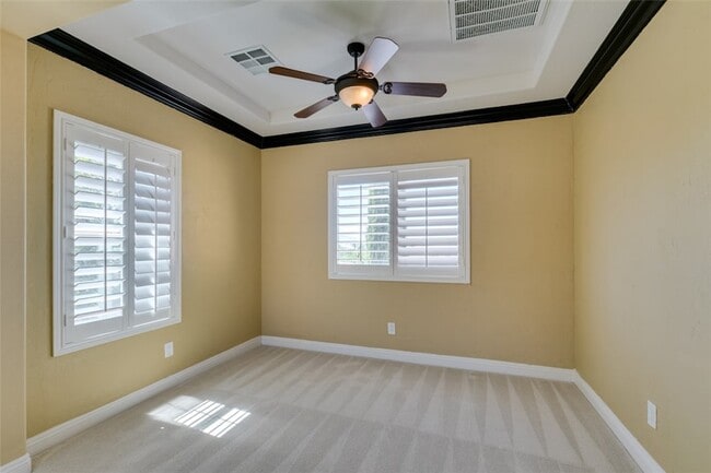 Building Photo - 2713 Cyrano St