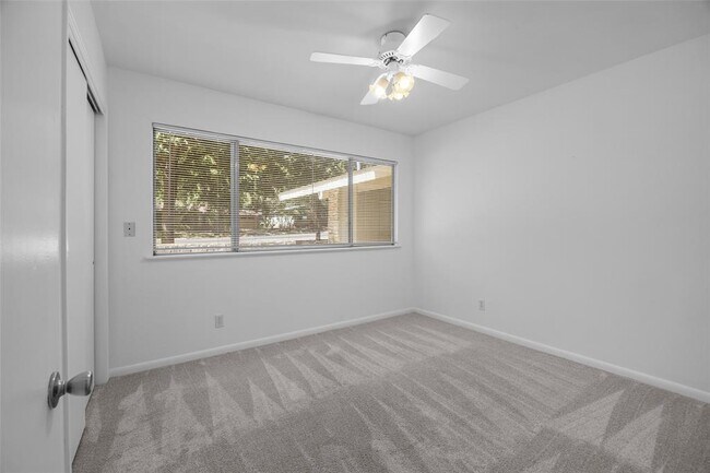 Building Photo - 1404 Briarcliff Blvd