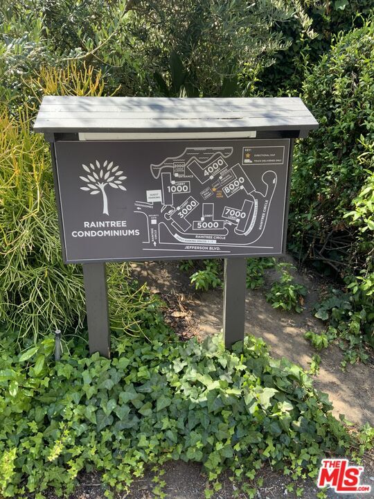 Building Photo - 1115 Raintree Cir