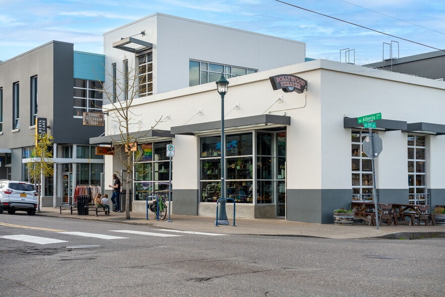 Building Photo - 2438 NE Killingsworth St.