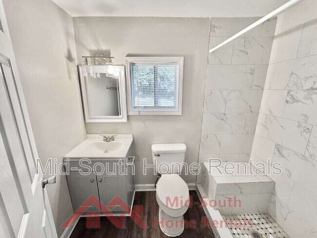Building Photo - 324 Harrell St