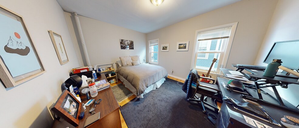 Building Photo - 23 Tufts St