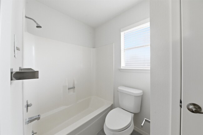 Building Photo - 16615 Dounreay Dr