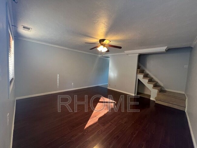Building Photo - 1420 Lancelot Dr