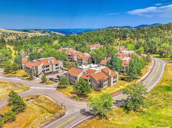 Building Photo - 23712 Pondview Pl