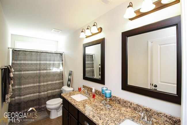 Building Photo - 345 Cliffhaven Cir