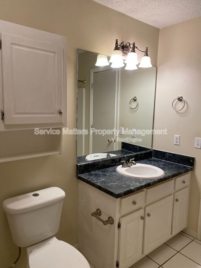 Building Photo - 6969 Weatherwood Dr