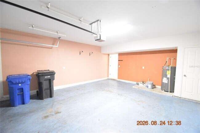 Building Photo - 11405 Flora Springs Dr