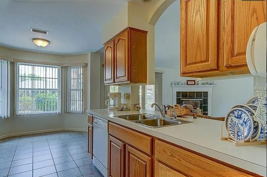 Building Photo - 8101 Setters Point Dr