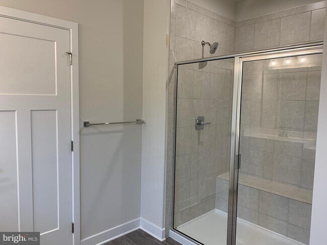 Building Photo - 11263 Dry Spring Dr