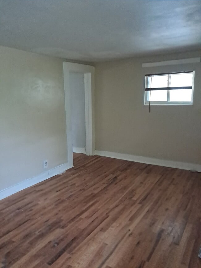 Building Photo - 4908 Eau Claire St