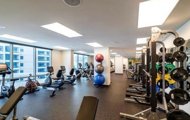 Building Photo - Ke Kilohana - 1-bdrm/1-bath/1-assigned parking stall/+Storage Unit & Electric Allowance