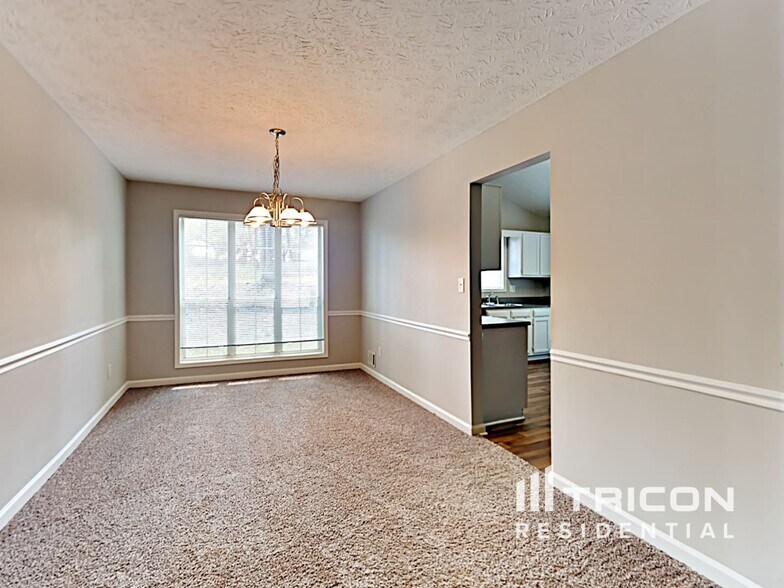 Building Photo - 161 Orchard Hill Dr