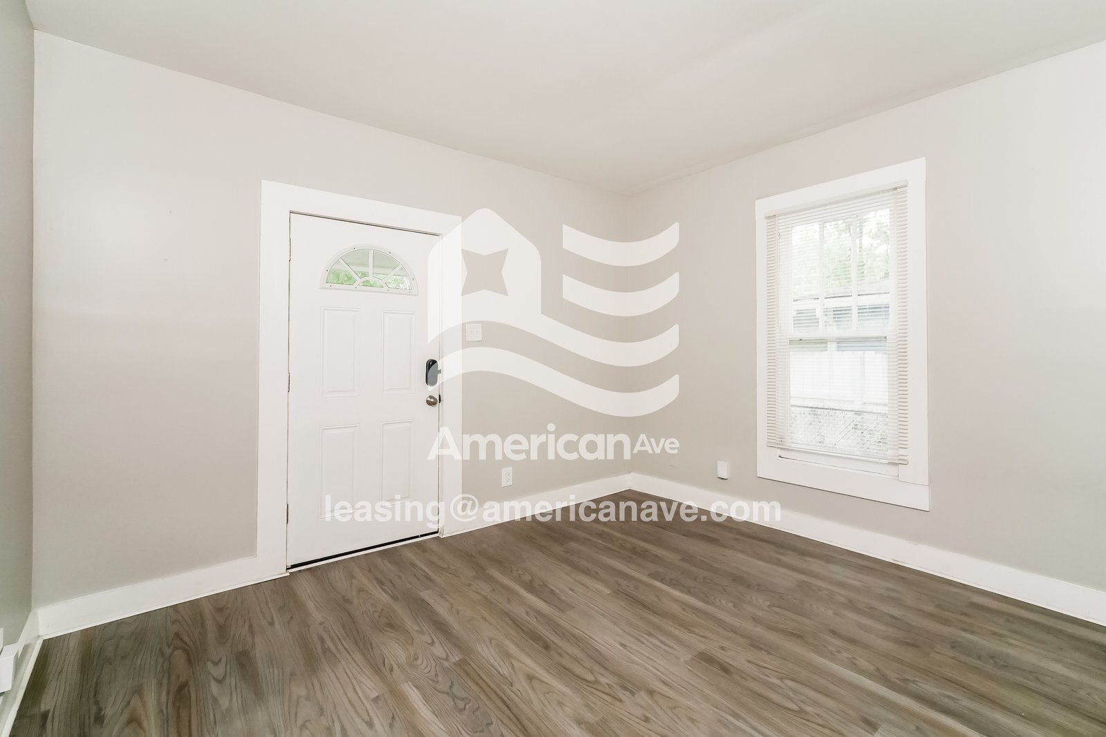 Building Photo - 3618 N Hawthorne Ln